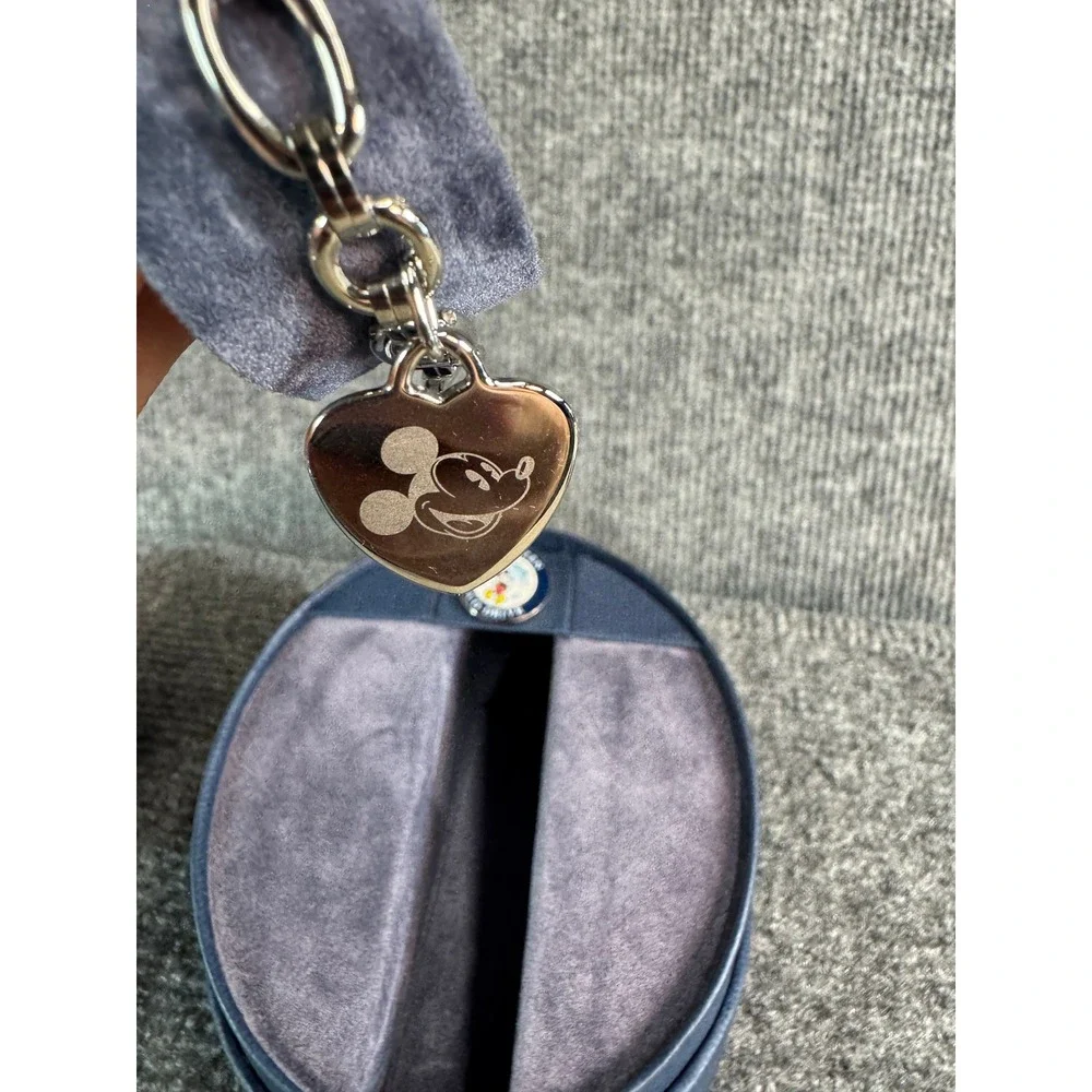 Citizen Eco-Drive Disney Mickey Mouse Silver Tone Chain Link Watch B023-K002648